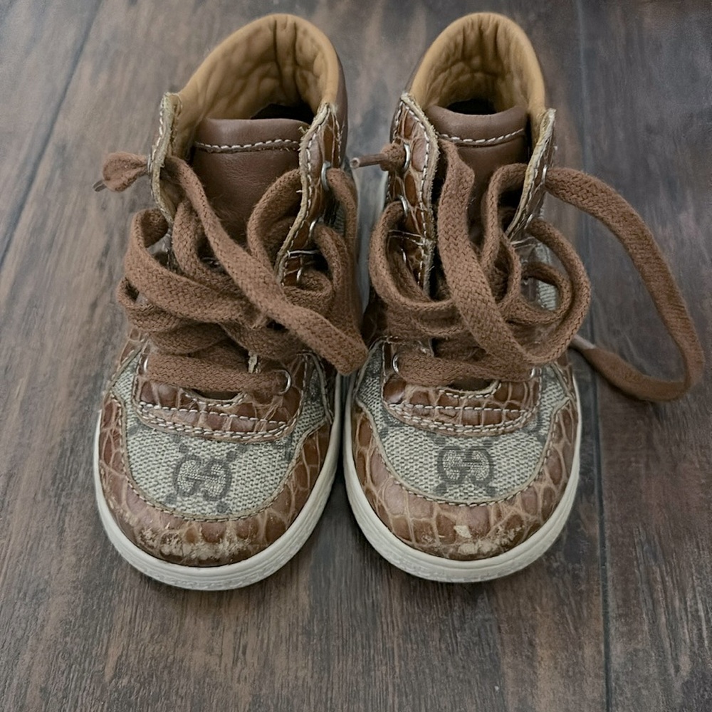 Authentic Gucci Kids Leather High Top Web Toddler Sneakers.